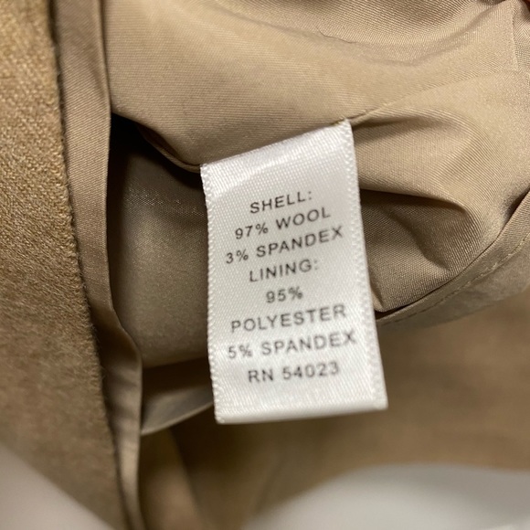 Banana Republic Wool A-Line Skirt with Pockets - Picture 3 of 3